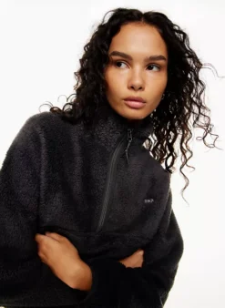 Teddybear Polar ½ Zip Sweater -Agolde Shop f22 03 a03 104853 1274 on c