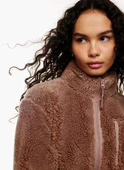 Jalen Massive Polar Jacket -Agolde Shop f22 03 a04 101730 27375 on d