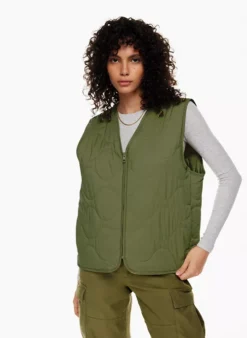 River Vest -Agolde Shop f22 03 a04 102273 5935 on d