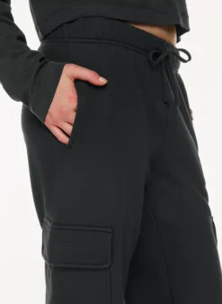 Munro Cargo Jogger -Agolde Shop s23 00 a06 107518 1274 on c