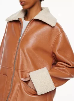 Wild Jacket 14 Wild Jacket -Agolde Shop s23 07 a04 104081 29698 on e